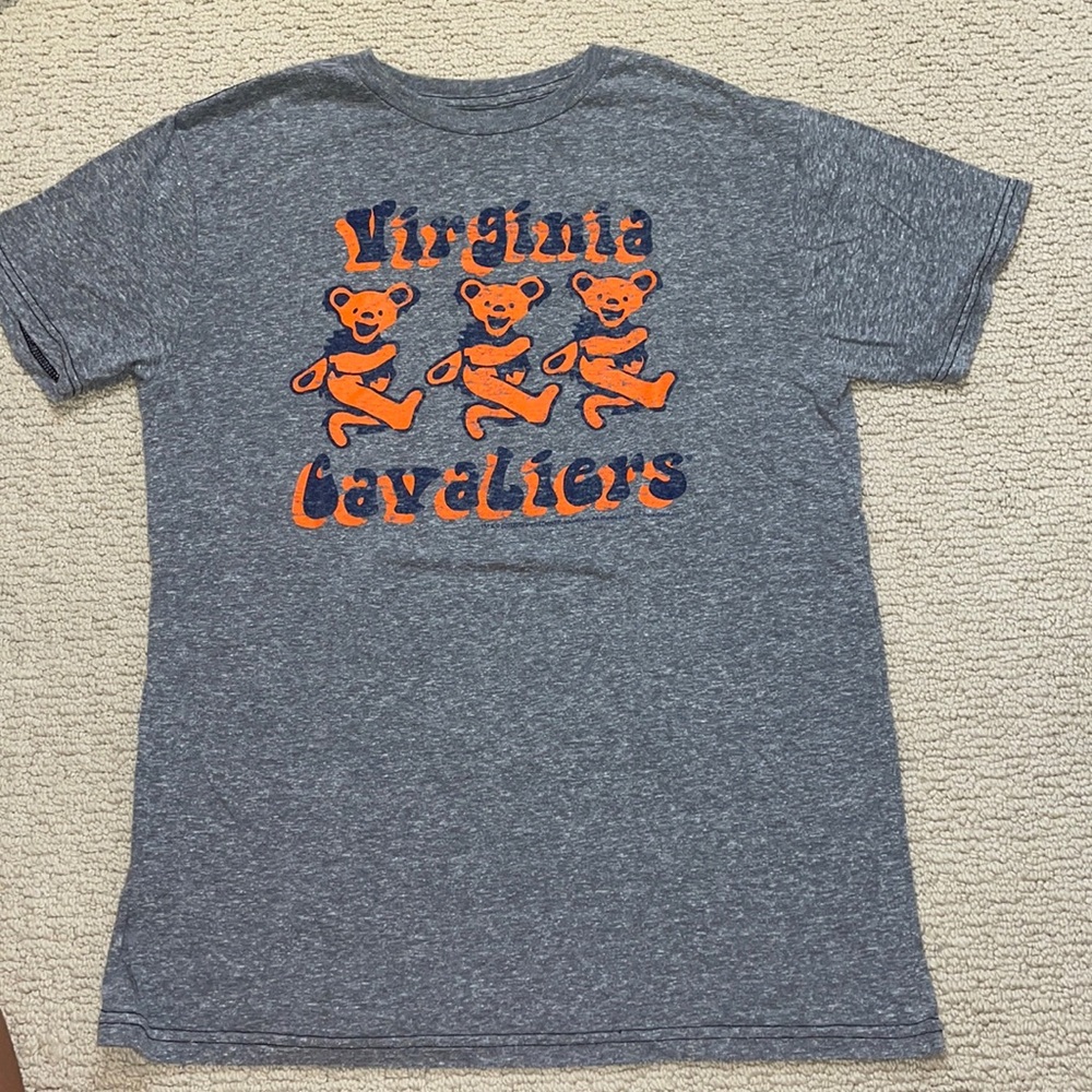 UVA Grateful Dead vibe t shirt size medium